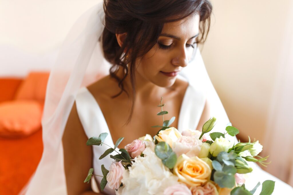 NOVIAS